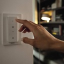 Philips Hue Renkli Akıllı Başlangıç Seti 2'li Kumandalı E27